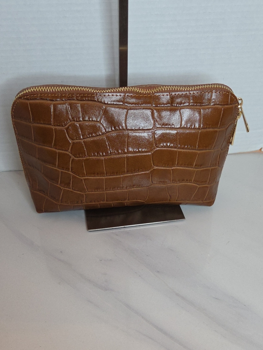 Croc-Embossed Brown Makeup Pouch with Gold Zipper
